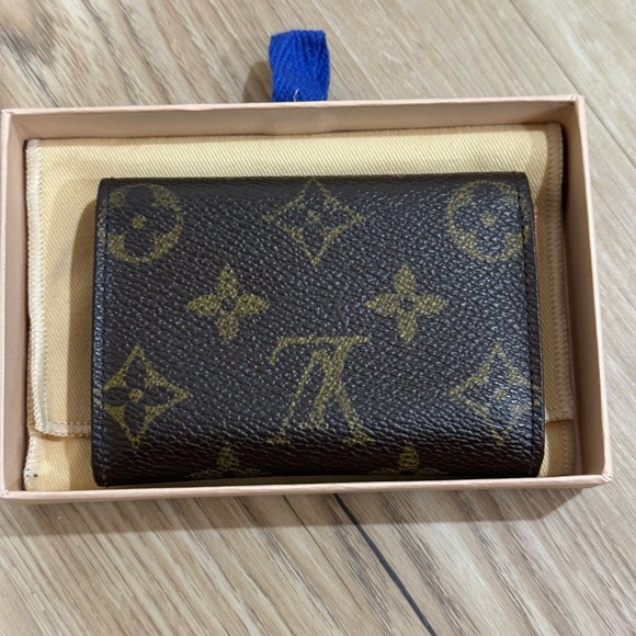 Louis Vuitton wallet/coin pouch. - Picture 3 of 8